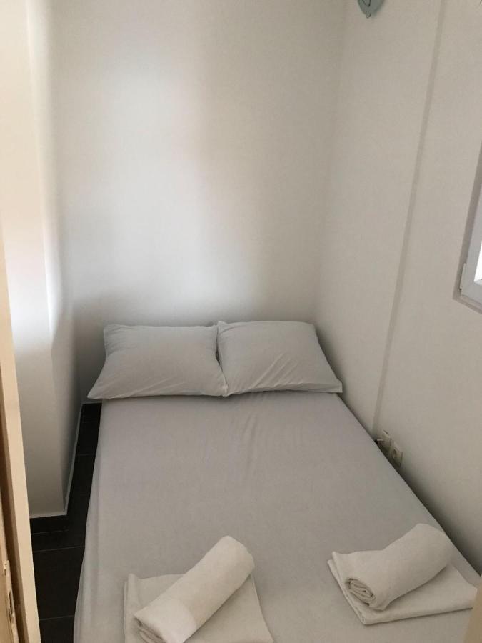 Jurisic Apartments Novalja Eksteriør billede