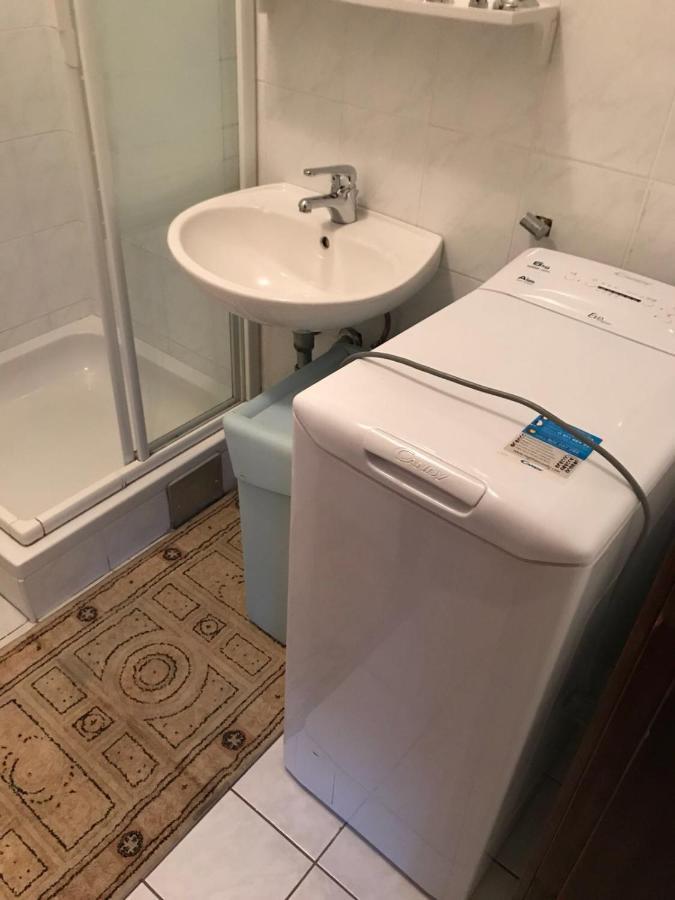 Jurisic Apartments Novalja Eksteriør billede